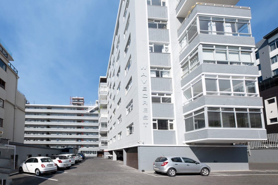 2 Bedroom Property for Sale in Sea Point Western Cape